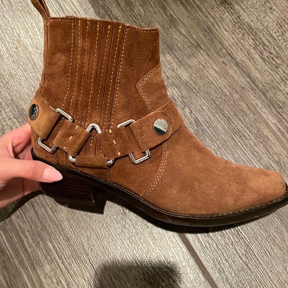 DKNY Mina booties